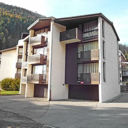 Lognan-1 By Interhome